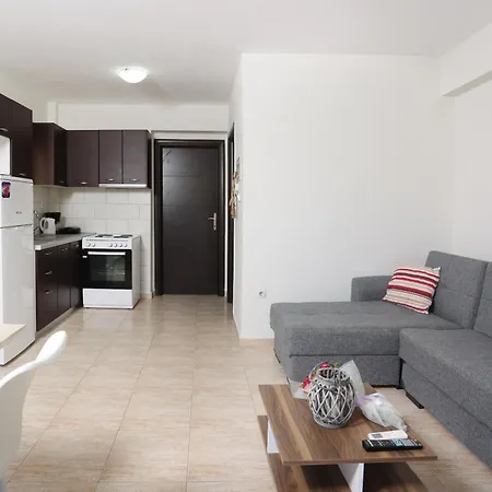 Appartement Modern In The Heart Of