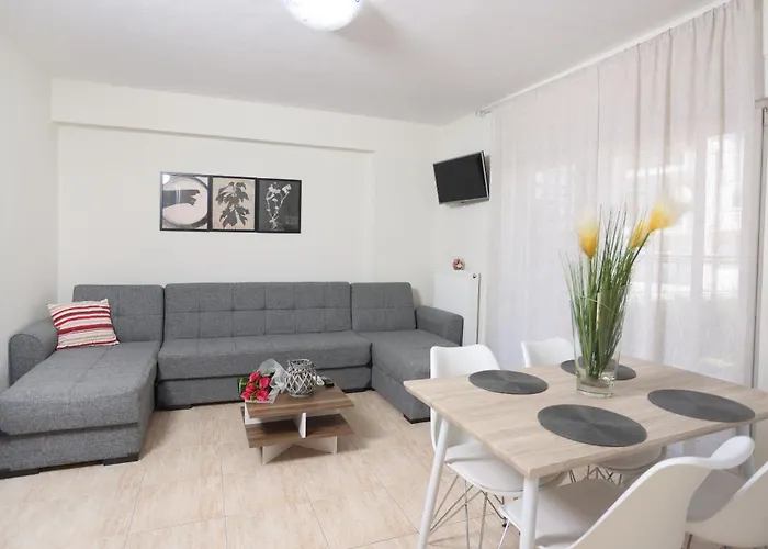 Modern In The Heart Of Kassandra
