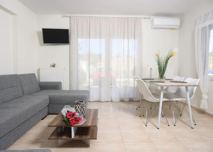 Modern In The Heart Of * Kassandra