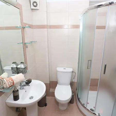 Modern In The Heart Of Apartman