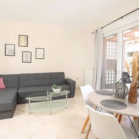 Apartman Modern In The Heart Of *